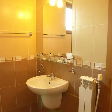 Sany Hotel 3*