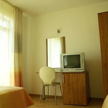Sany Hotel 3*
